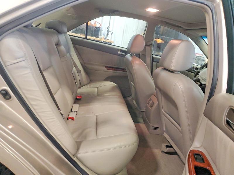Photo 10 from auction – 2003 TOYOTA CAMRY LE with VIN 4T1BE30K03U250036