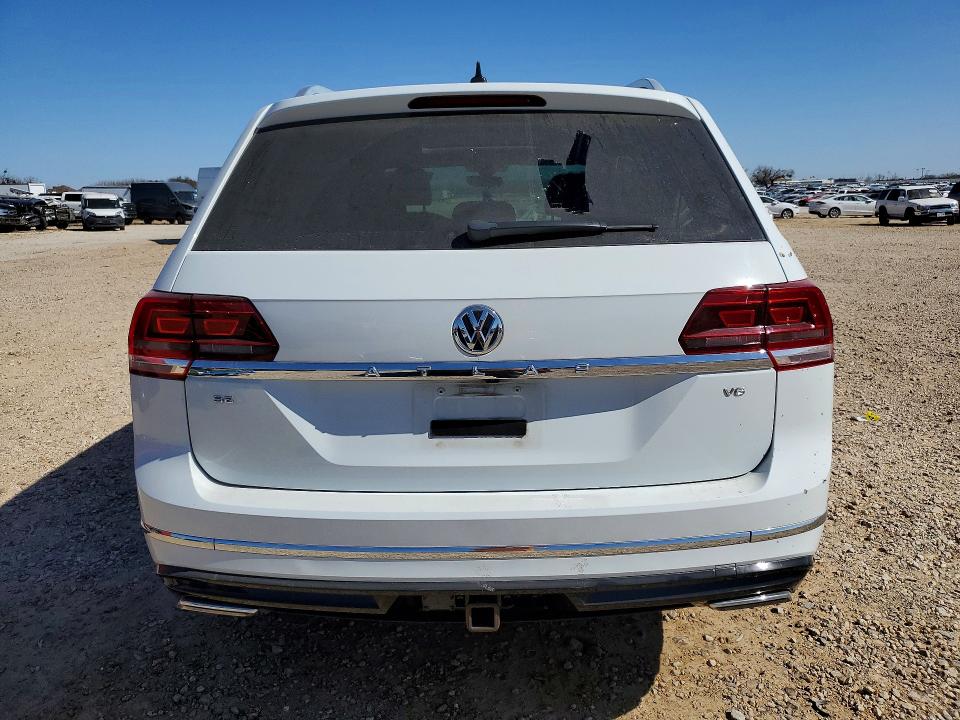Photo 6 from auction – 2019 VOLKSWAGEN ATLAS with VIN 1V2YR2CAXKC558561