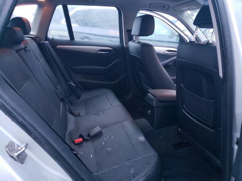 Photo 11 from auction – 2015 BMW X1 with VIN WBAVM1C50FV318863