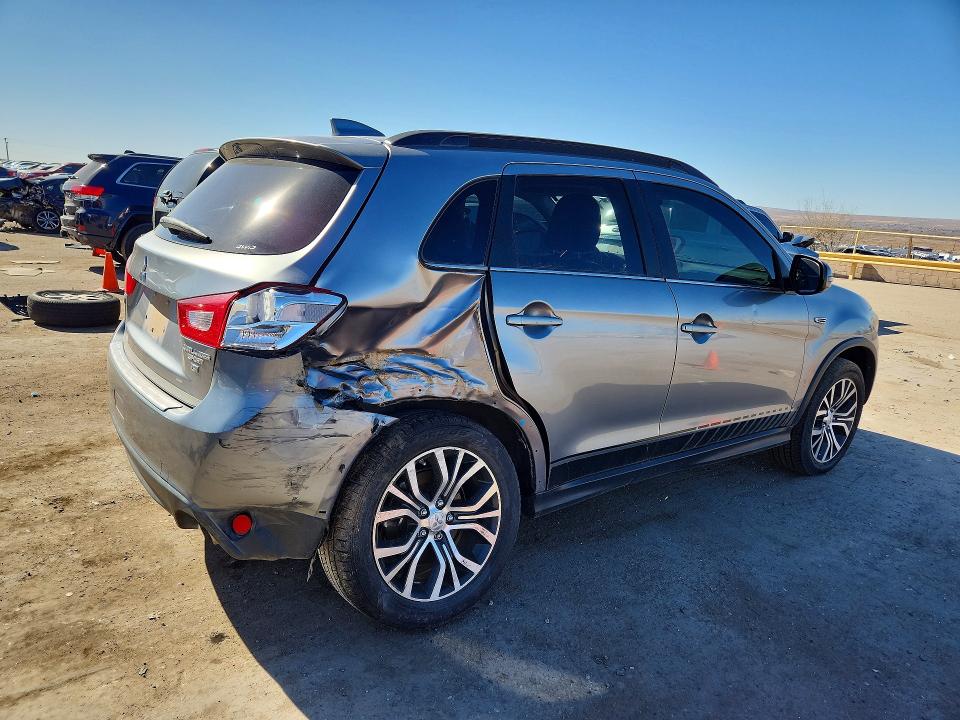 Photo 3 from auction – 2017 MITSUBISHI OUTLANDER with VIN JA4AR4AW5HZ019083