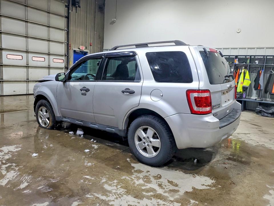 Photo 2 from auction – 2012 FORD ESCAPE XLT with VIN 1FMCU0D79CKA11916