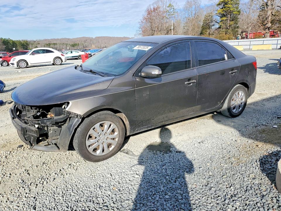 Фото 1 с аукциона – 2010 KIA FORTE с VIN KNAFU4A29A5253535