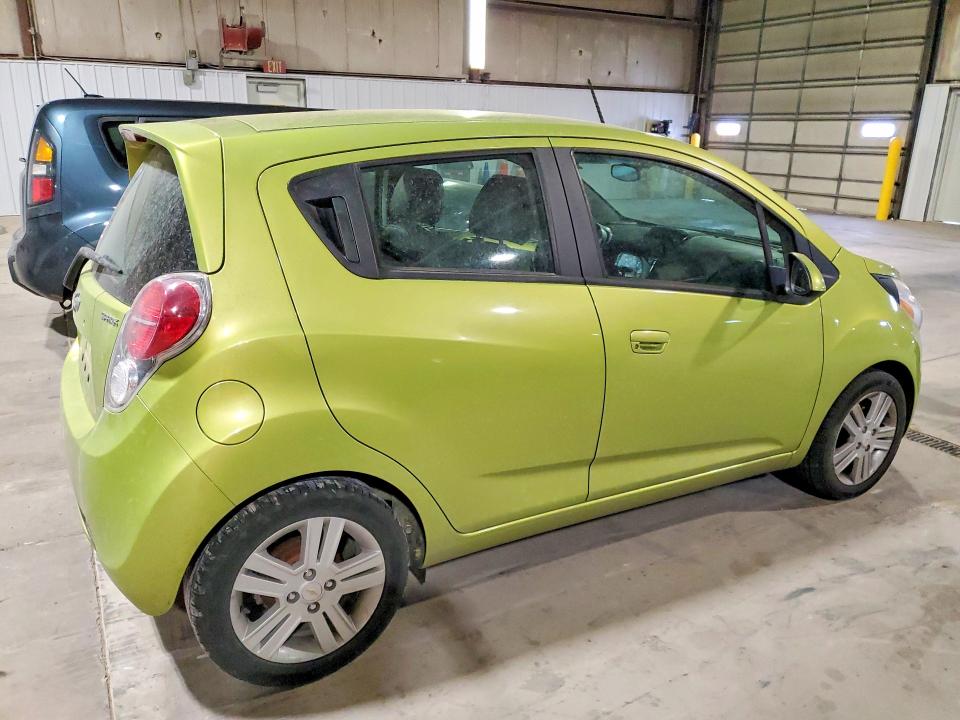 Photo 3 from auction – 2014 CHEVROLET SPARK with VIN KL8CB6S91EC423352
