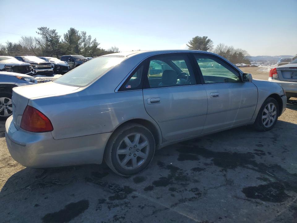 Photo 3 from auction – 2001 TOYOTA AVALON XL with VIN 4T1BF28B31U124665