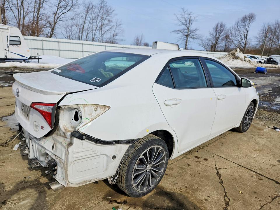 Photo 3 from auction – 2015 TOYOTA COROLLA L with VIN 2T1BURHE9FC400543