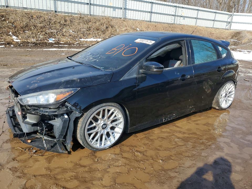 FORD FOCUS 2016 with VIN 1FADP3L9XGL224948 - Photo from auction