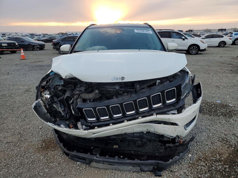 Photo 5 from auction – 2021 JEEP COMPASS with VIN 3C4NJDCB4MT596150