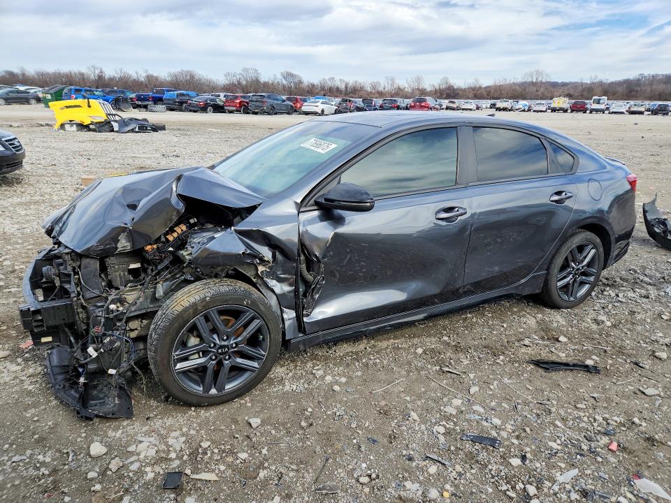 KIA FORTE 2021 with VIN 3KPF34AD5ME415886 - Photo from auction