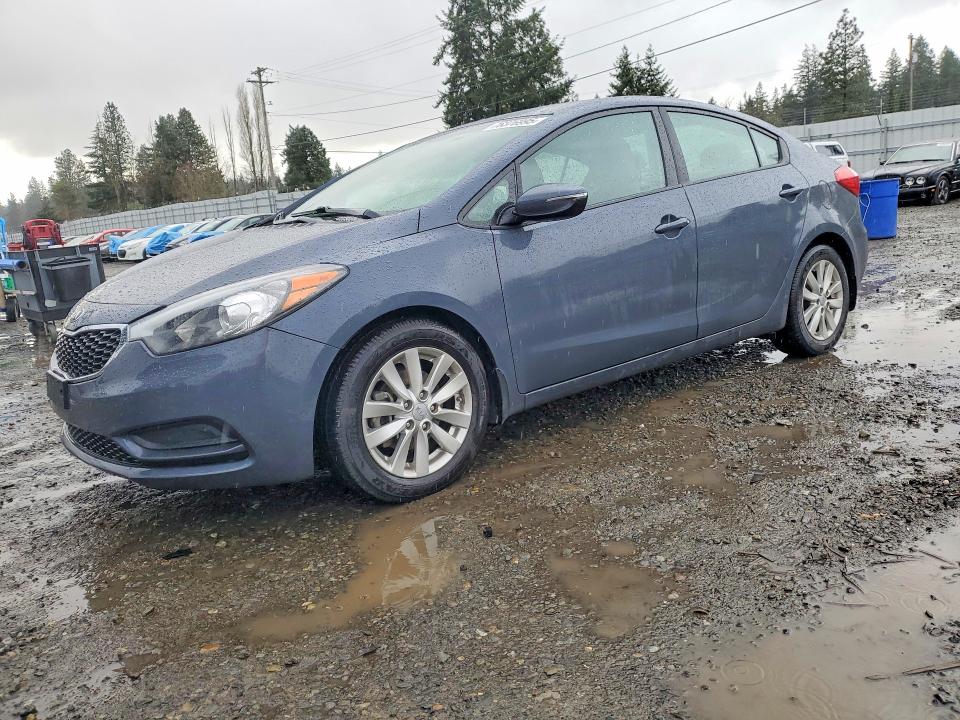 KIA FORTE 2016 con VIN KNAFX4A62G5579390 - Foto de la subasta