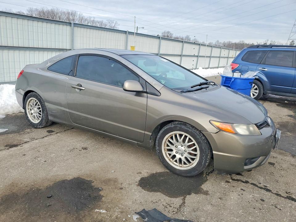 Photo 4 from auction – 2008 HONDA CIVIC EXL with VIN 2HGFG12918H507117