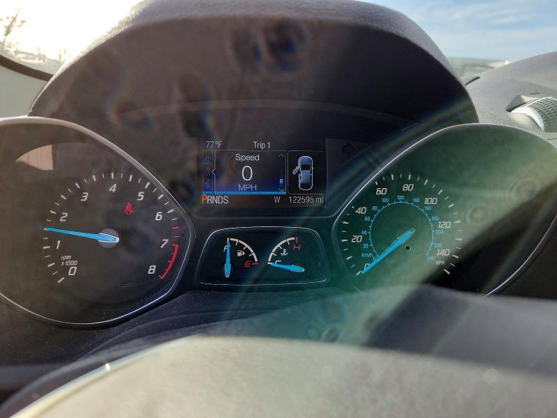 Photo 9 from auction – 2015 FORD ESCAPE with VIN 1FMCU0J90FUB48922