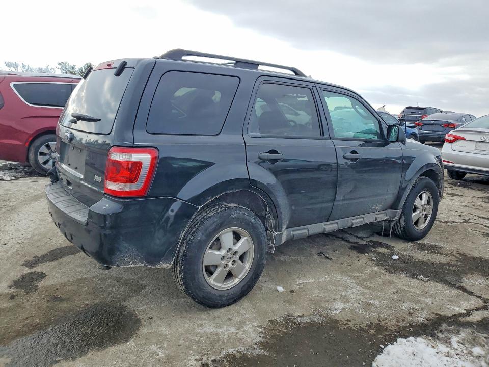 Photo 3 from auction – 2012 FORD ESCAPE XLT with VIN 1FMCU9DGXCKB26027