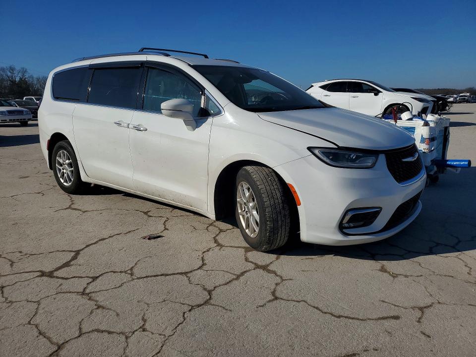 Photo 4 from auction – 2021 CHRYSLER PACIFICA with VIN 2C4RC1BG1MR604358