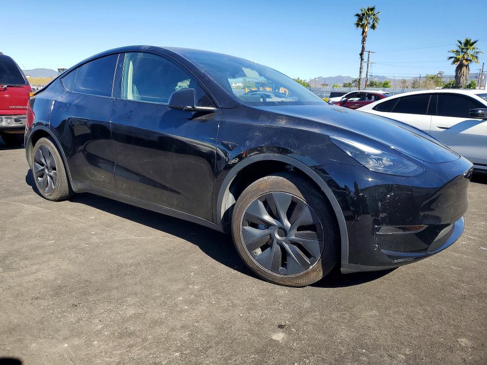 Photo 4 from auction – 2024 TESLA MODEL Y with VIN 7SAYGDED2RF118926