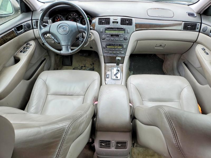 Photo 8 from auction – 2004 LEXUS ES with VIN JTHBA30G645031555