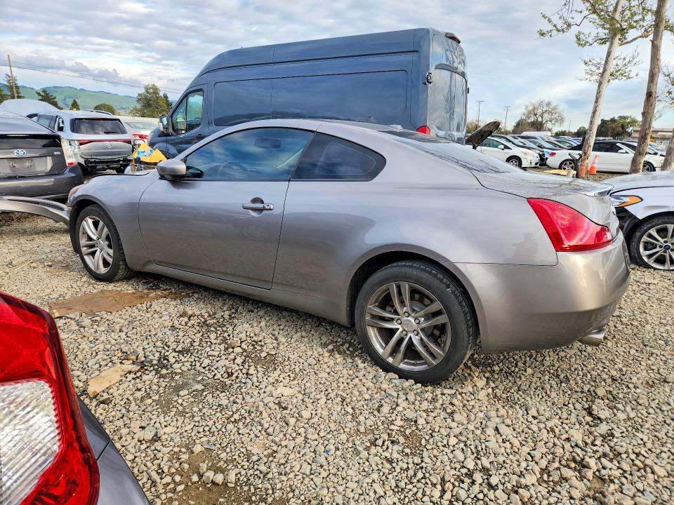 Photo 2 from auction – 2009 INFINITY G37 with VIN JNKCV64F79M651503