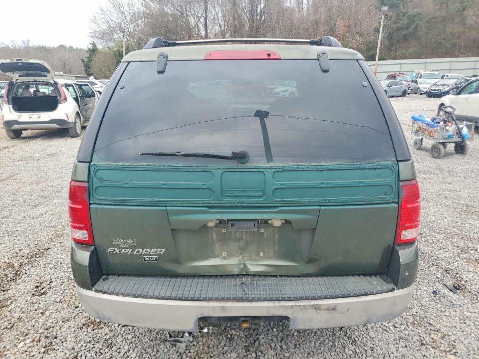 Photo 6 from auction – 2002 FORD EXPLORER with VIN 1FMZU63E22UA01048