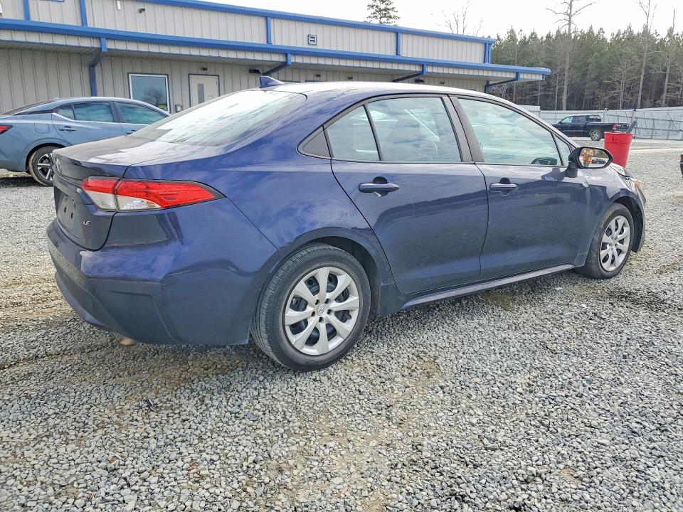 Photo 3 from auction – 2021 TOYOTA COROLLA LE with VIN 5YFEPMAE4MP193672