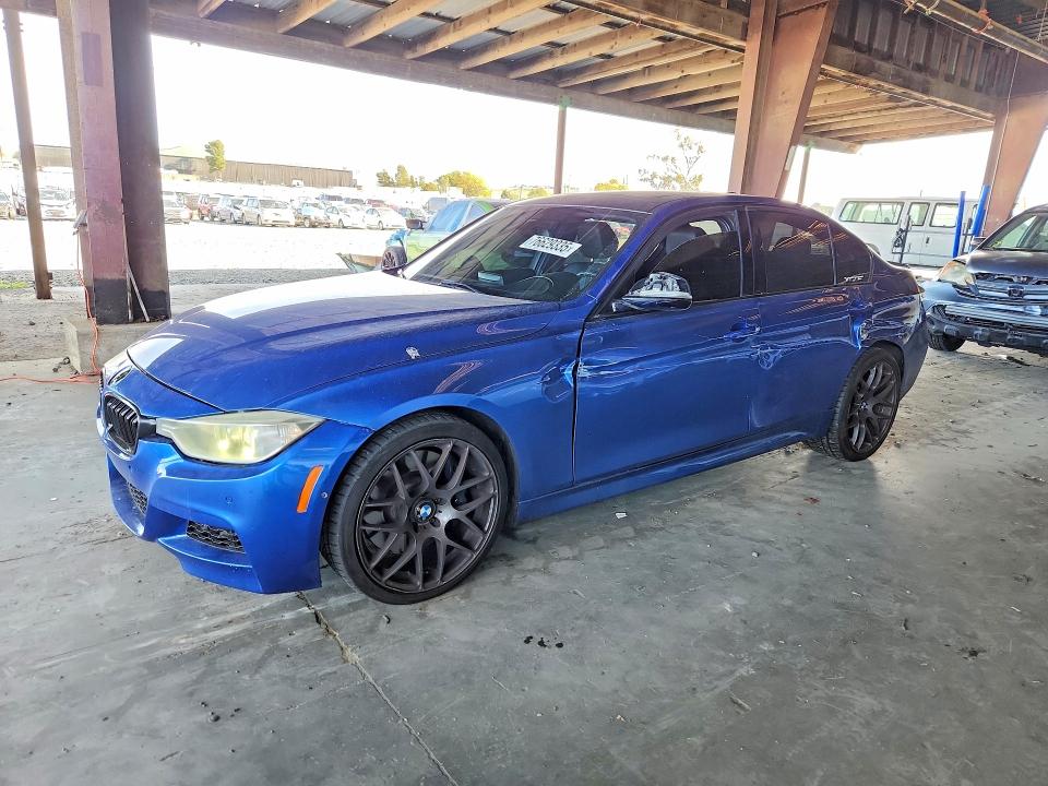BMW 335 2015 with VIN WBA3A9G52FNS66502 - Photo from auction