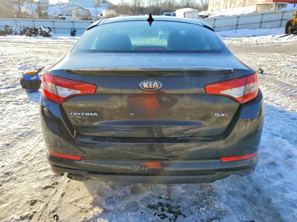 Photo 6 from auction – 2013 KIA OPTIMA SX with VIN 5XXGR4A61DG189048