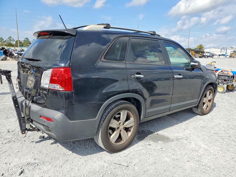 Photo 3 from auction – 2012 KIA SORENTO with VIN 5XYKU3A64CG302214