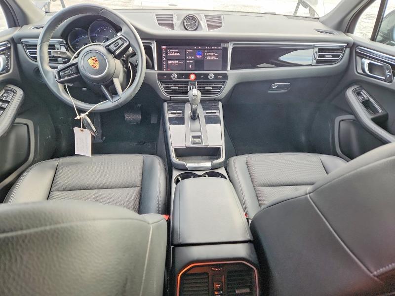 Photo 8 from auction – 2022 PORSCHE MACAN with VIN WP1AA2A52NLB06106