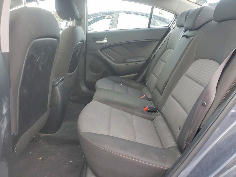 Photo 10 from auction – 2018 KIA FORTE with VIN 3KPFL4A71JE195698