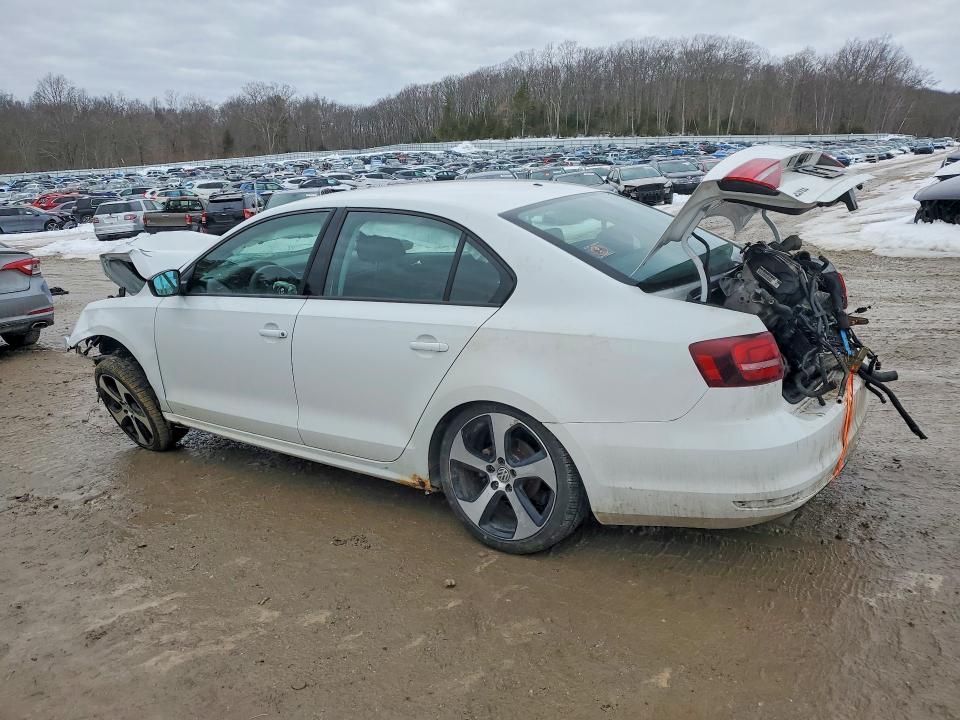 Photo 2 from auction – 2016 VOLKSWAGEN JETTA with VIN 3VW167AJ1GM284228