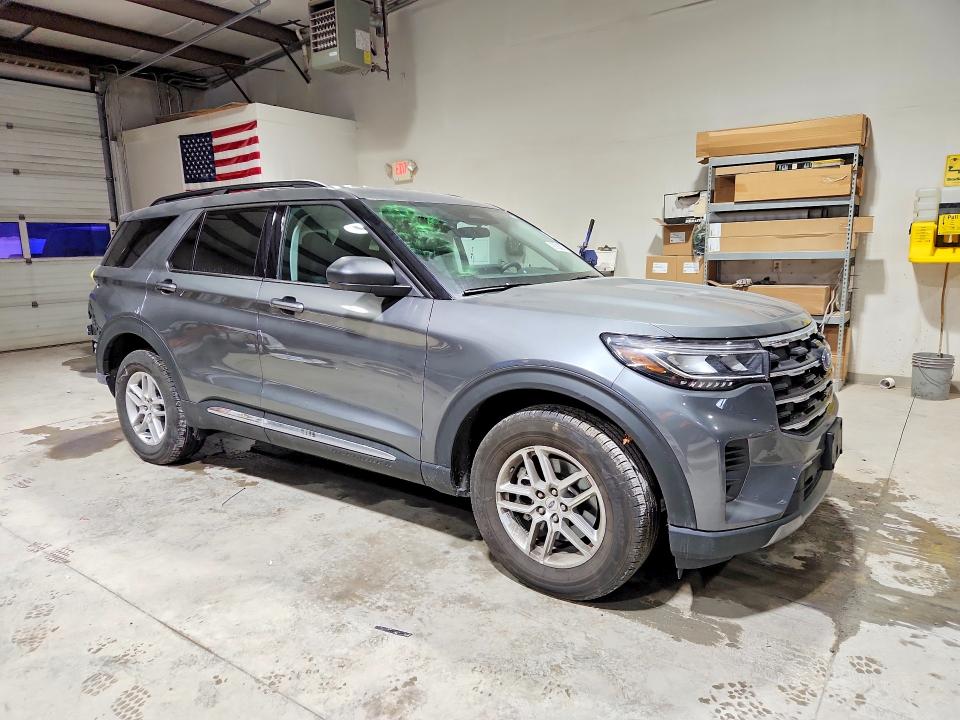 Photo 4 from auction – 2025 FORD EXPLORER with VIN 1FMUK8DH3SGC31152