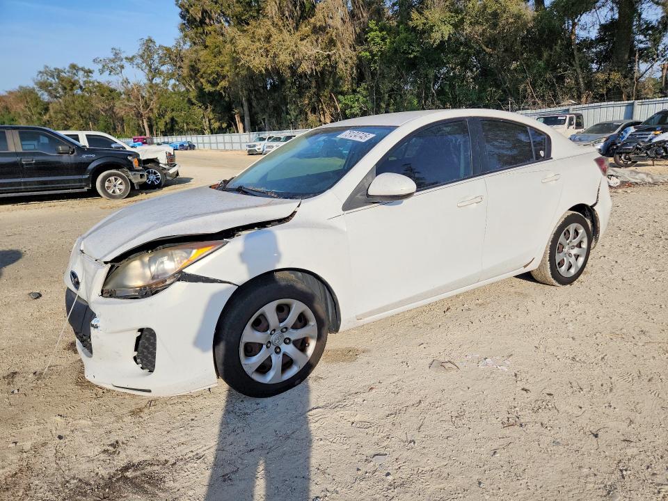 MAZDA 3 2013 with VIN JM1BL1TF7D1733166 - Photo from auction