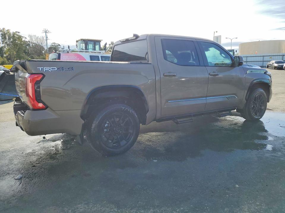 Photo 3 from auction – 2026 TOYOTA TUNDRA with VIN 5TFWC5DB3TX123751
