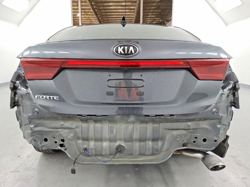 Photo 6 from auction – 2021 KIA FORTE FE with VIN 3KPF24AD6ME407153