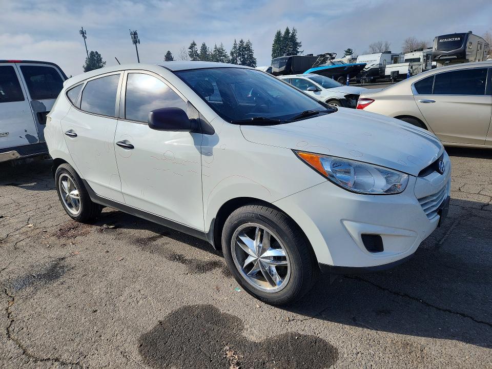 Photo 4 from auction – 2011 HYUNDAI TUCSON with VIN KM8JT3AB3BU120105