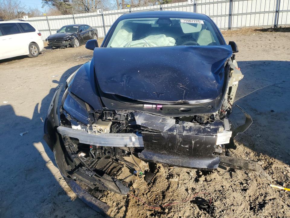 Photo 5 from auction – 2025 TESLA MODEL 3 with VIN 5YJ3E1EA3SF123091