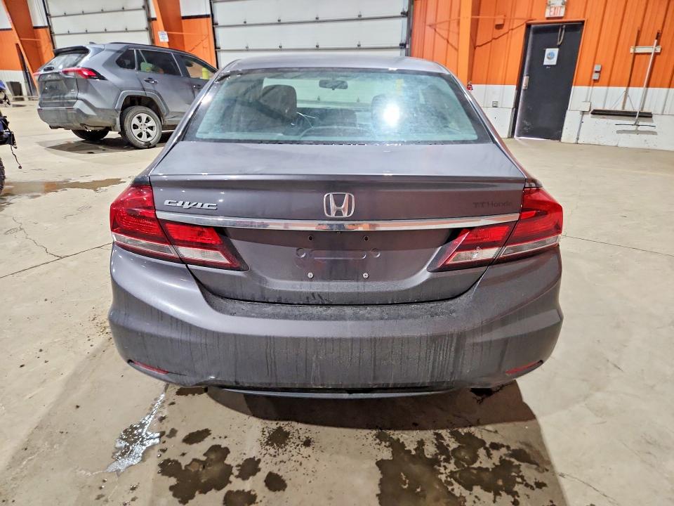 Photo 6 from auction – 2015 HONDA CIVIC with VIN 2HGFB2F58FH014351