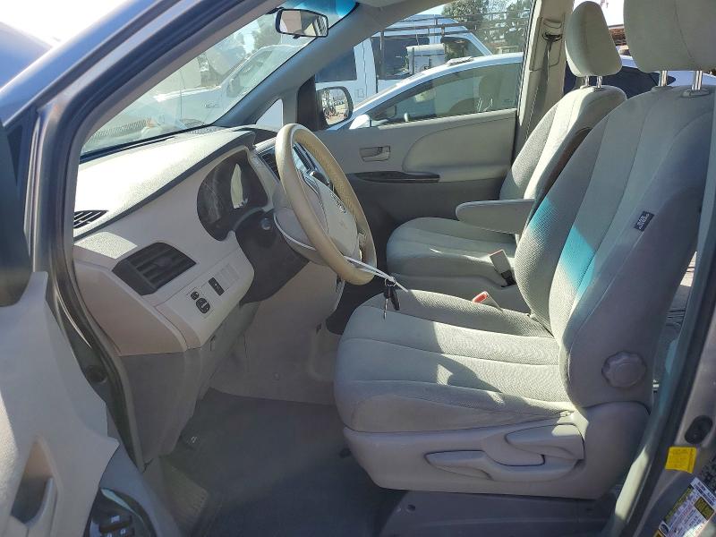 Photo 7 from auction – 2013 TOYOTA SIENNA with VIN 5TDZK3DC2DS312072