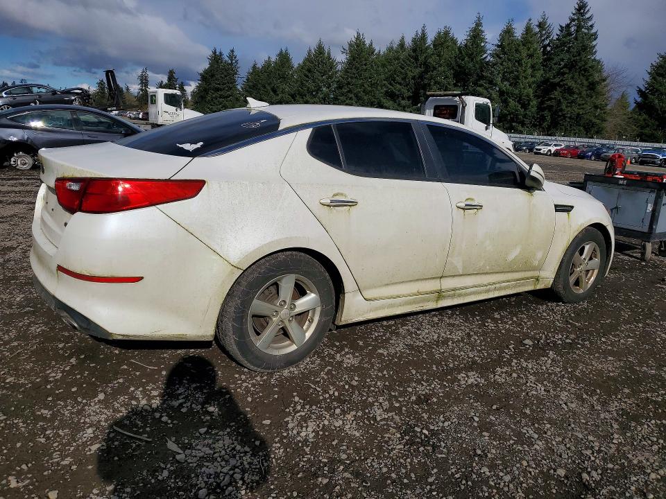 Photo 3 from auction – 2015 KIA OPTIMA with VIN KNAGM4A76F5654581