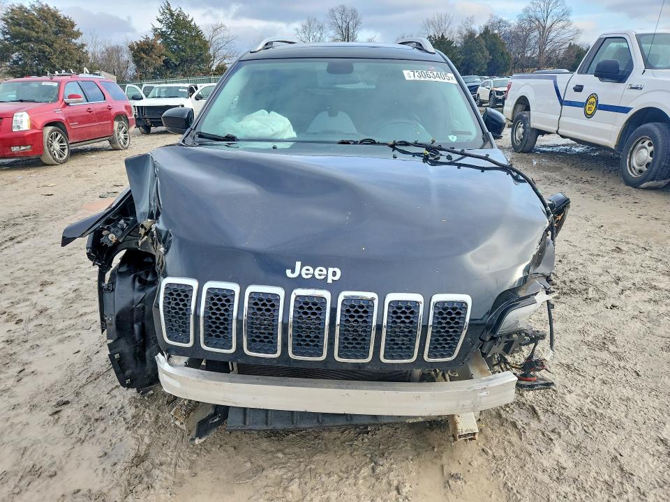 Photo 5 from auction – 2019 JEEP CHEROKEE with VIN 1C4PJLLB3KD344248