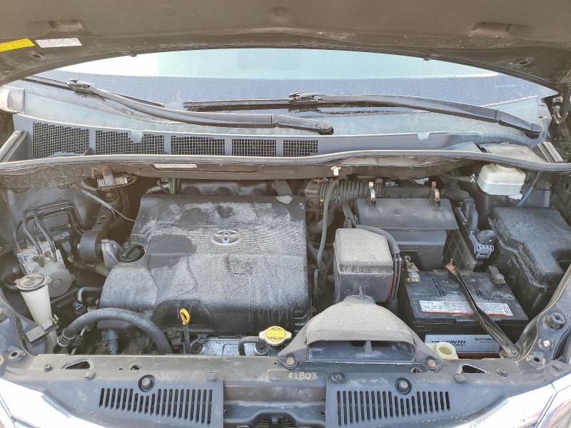 Photo 12 from auction – 2011 TOYOTA SIENNA with VIN 5TDDK3DCXBS009628