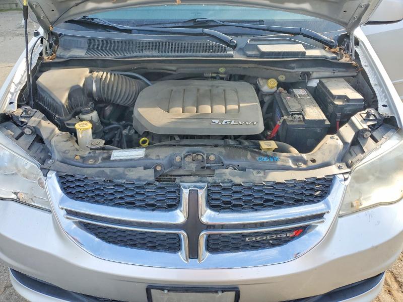 Photo 12 from auction – 2011 DODGE GRAND CARAVAN with VIN 2D4RN5DG3BR620608