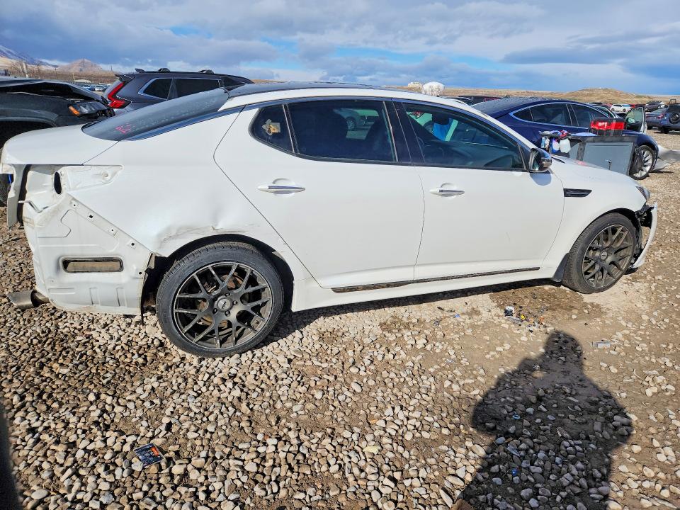 Photo 3 from auction – 2013 KIA OPTIMA SX with VIN 5XXGR4A6XDG165430