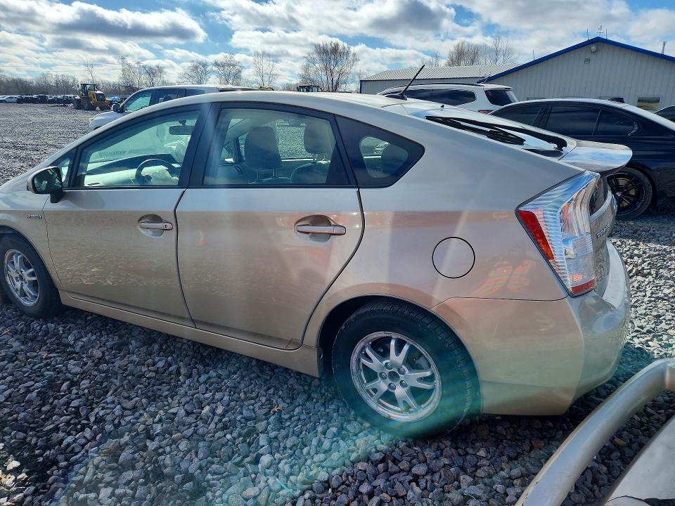 Photo 2 from auction – 2010 TOYOTA PRIUS with VIN JTDKN3DU9A0152207