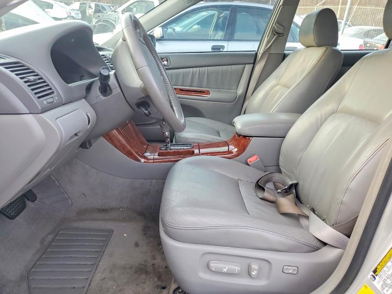 Photo 7 from auction – 2005 TOYOTA CAMRY with VIN 4T1BF30K55U084824
