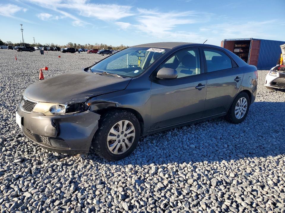 KIA FORTE EX 2013 with VIN KNAFU4A24D5719957 - Photo from auction