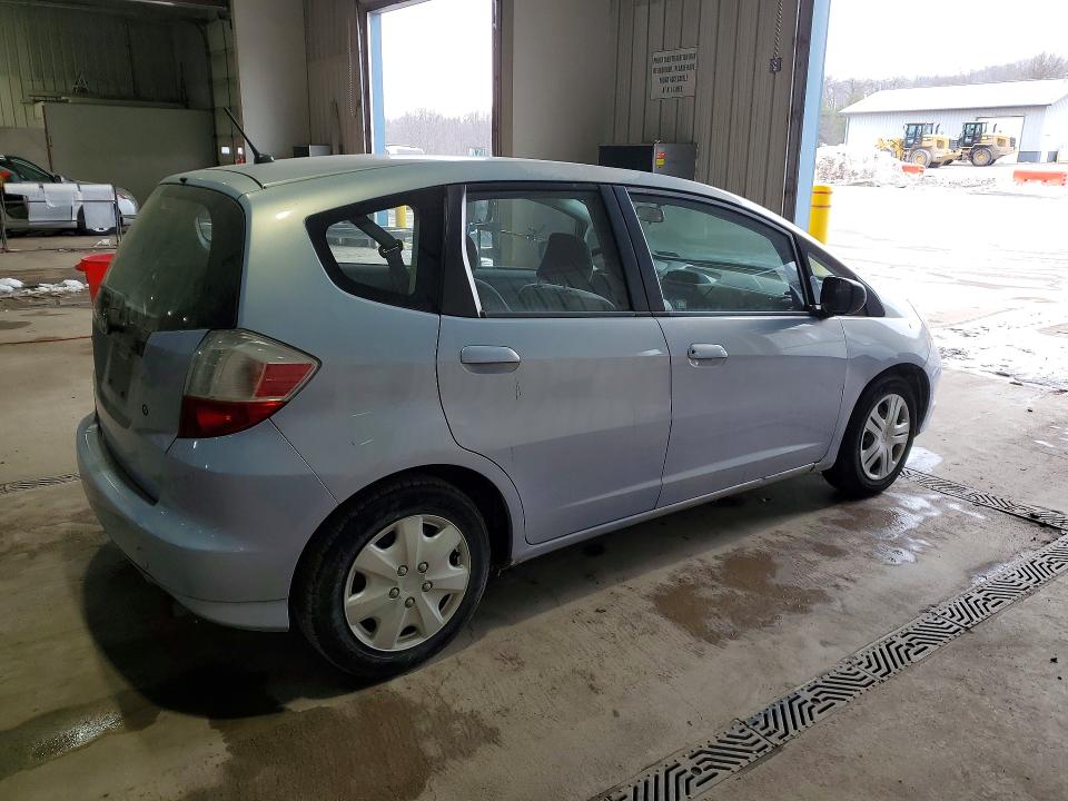 Photo 3 from auction – 2009 HONDA FIT with VIN JHMGE88209S043015