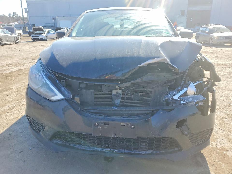 Photo 5 from auction – 2016 NISSAN SENTRA S with VIN 3N1AB7AP7GL673791