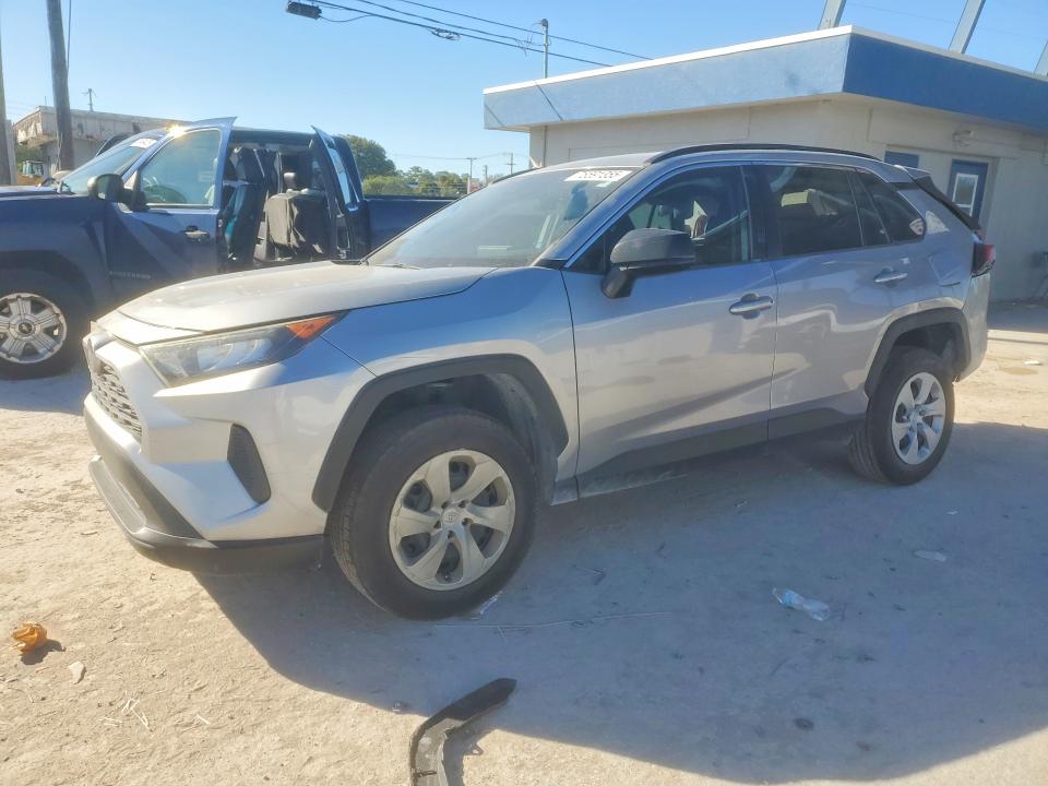 TOYOTA RAV4 2019 with VIN 2T3H1RFV1KW030307 - Photo from auction