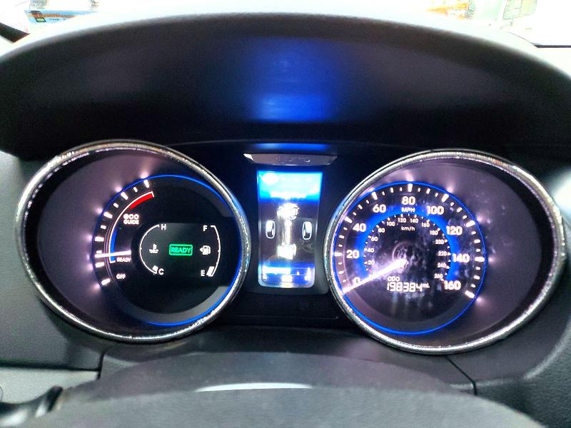 Photo 9 from auction – 2013 HYUNDAI SONATA HYB with VIN KMHEC4A41DA066154