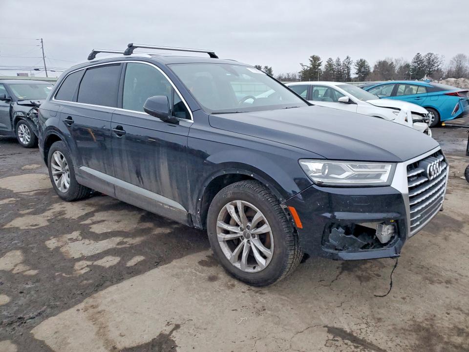 Photo 4 from auction – 2017 AUDI Q7 PREMIUM with VIN WA1AHAF75HD045585