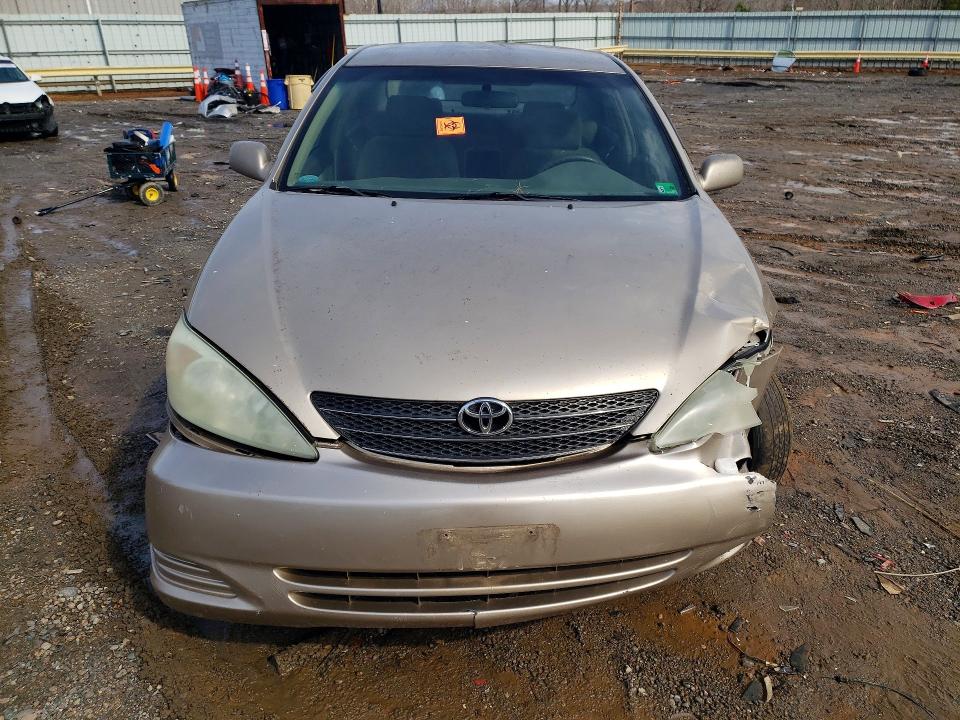 Photo 5 from auction – 2002 TOYOTA CAMRY with VIN 4T1BE32K22U061724